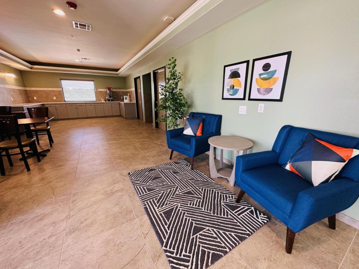 Crosby Travel Lodge And Rv Park Экстерьер фото