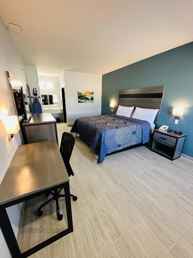 Crosby Travel Lodge And Rv Park Экстерьер фото